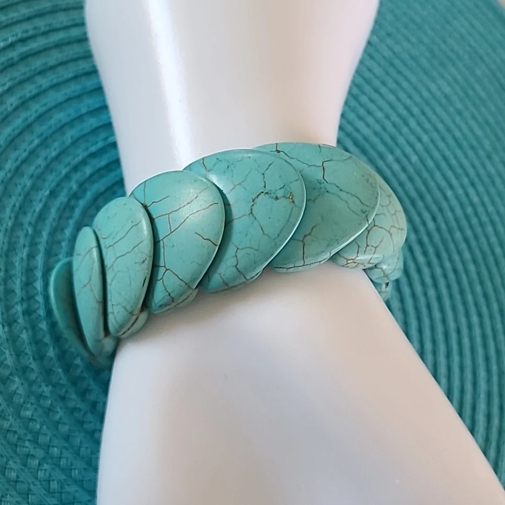 Fashion Jewelry this elegant